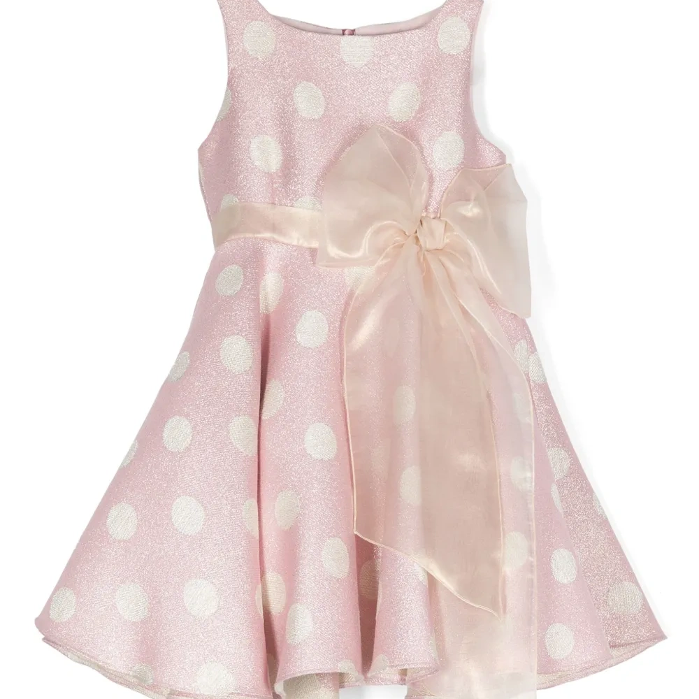 Платье в горох с бантом