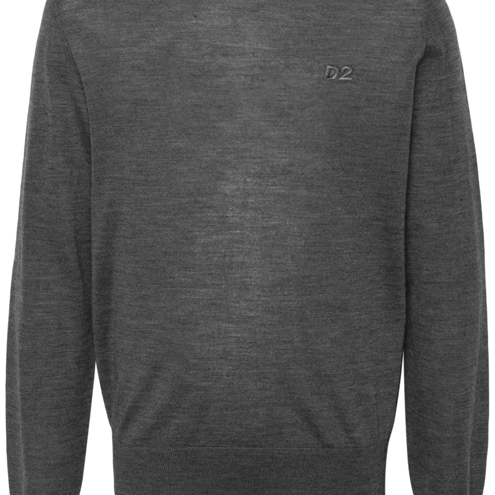 Джемпер в рубчик с вышитым логотипом