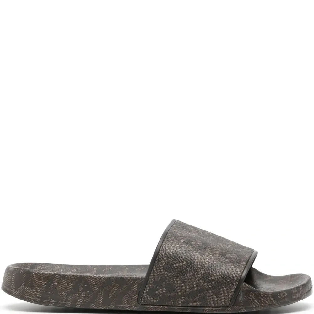 Шлепанцы Gilmore с логотипом