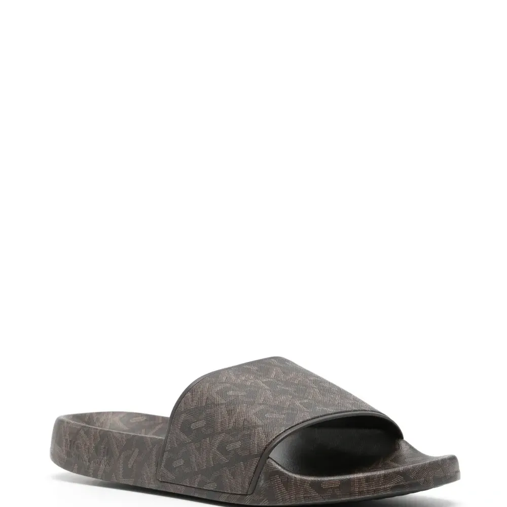 Шлепанцы Gilmore с логотипом