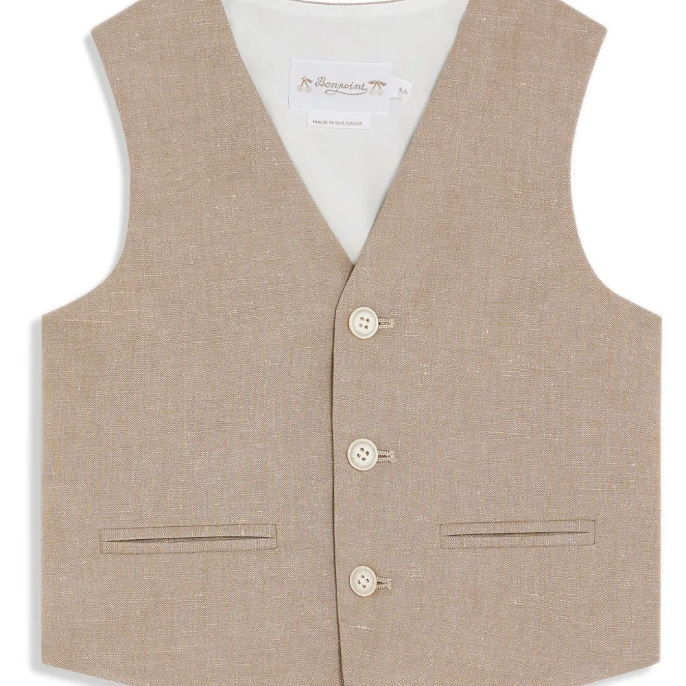 Жилет на пуговицах