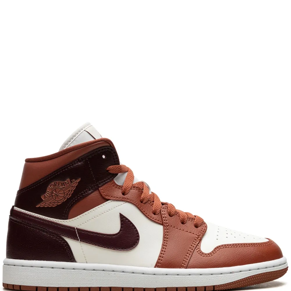 Кроссовки Air Jordan 1 Mid Sky J Orange