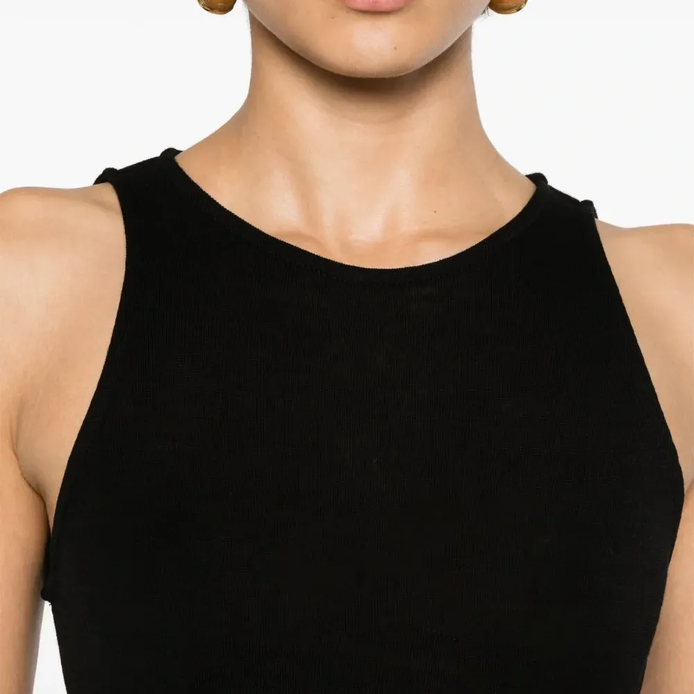 Шерстяной топ тонкой вязки