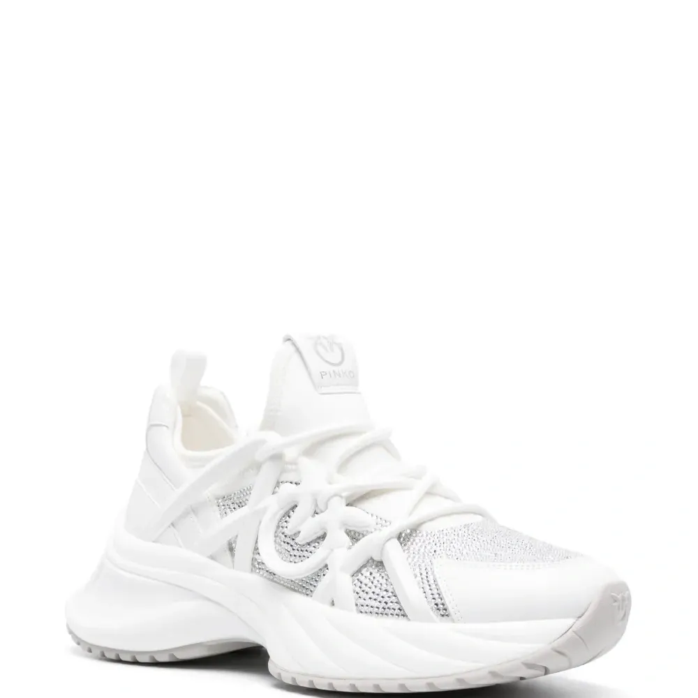 Кроссовки со стразами