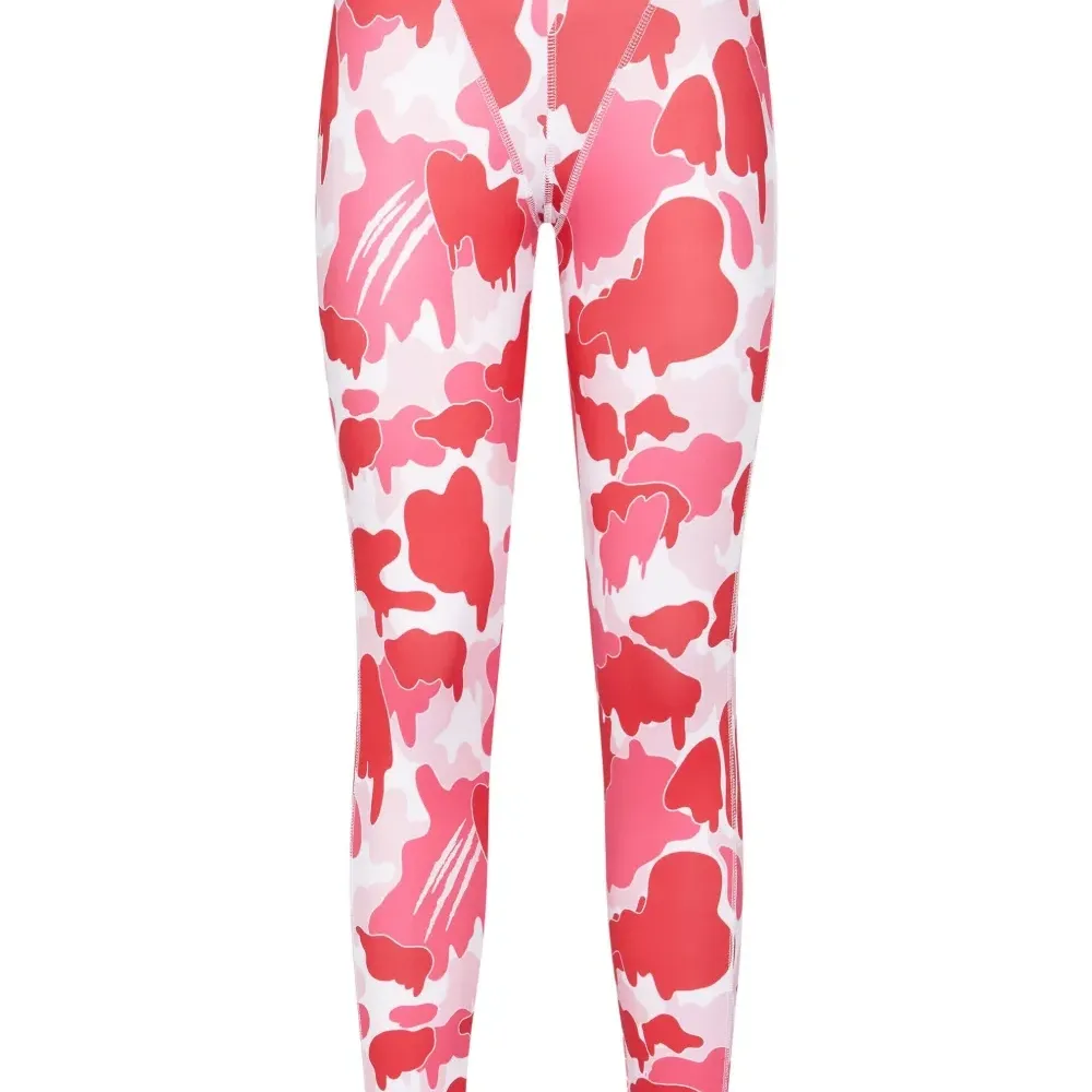 Легинсы с камуфляжным принтом и логотипом