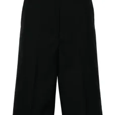 Шорты строгого кроя с заниженной талией