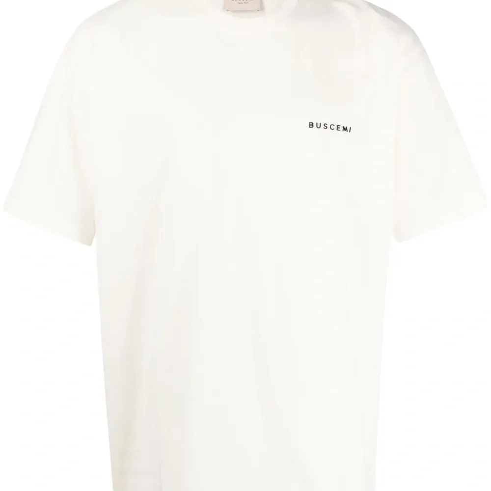 Футболка с логотипом Футболка с логотипом