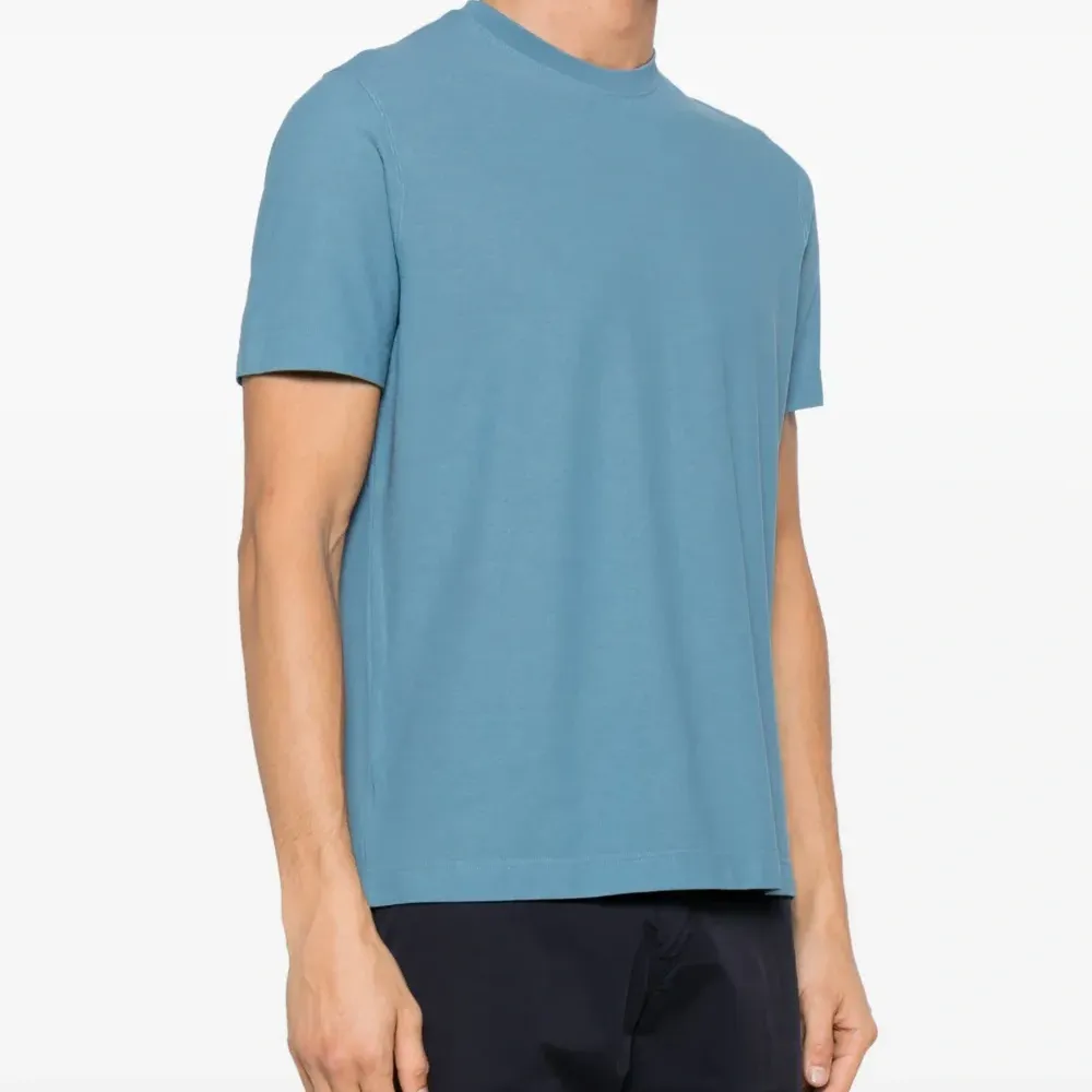 Футболка с короткими рукавами