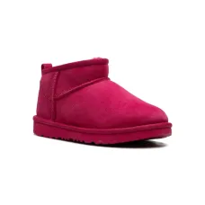 Угги Classic Ultra Mini Berry Угги Classic Ultra Mini Berry