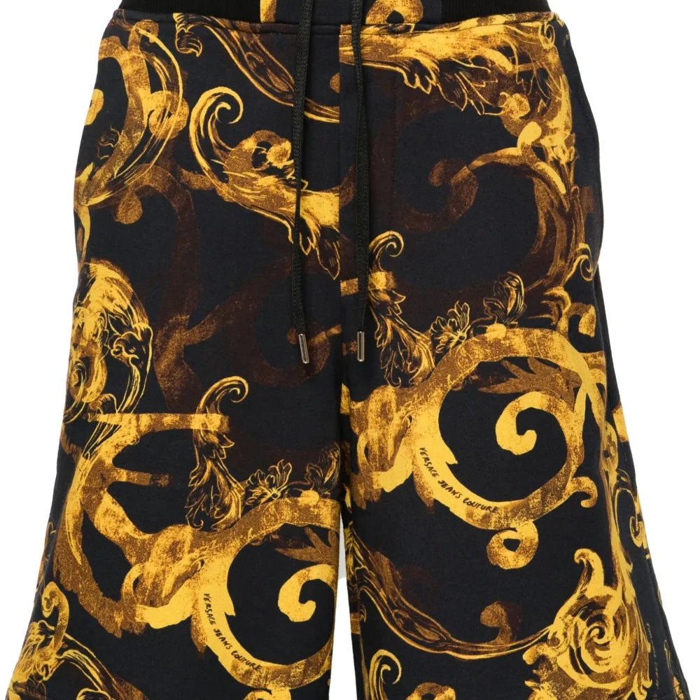 Спортивные шорты с принтом