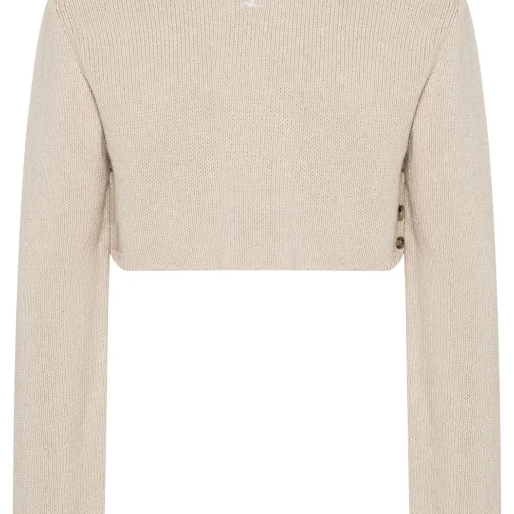 Укороченный джемпер с пуговицами