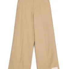 Широкие брюки строгого кроя