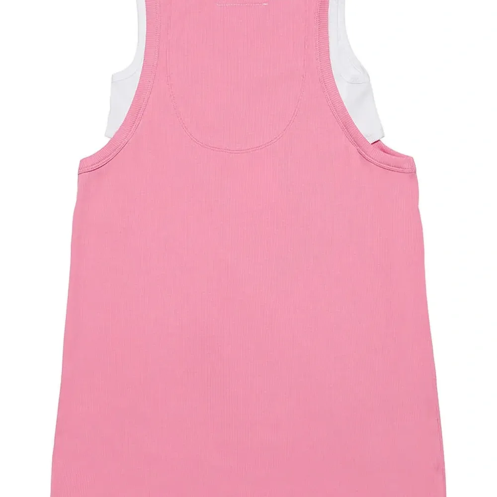 Двухслойное платье без рукавов Двухслойное платье без рукавов