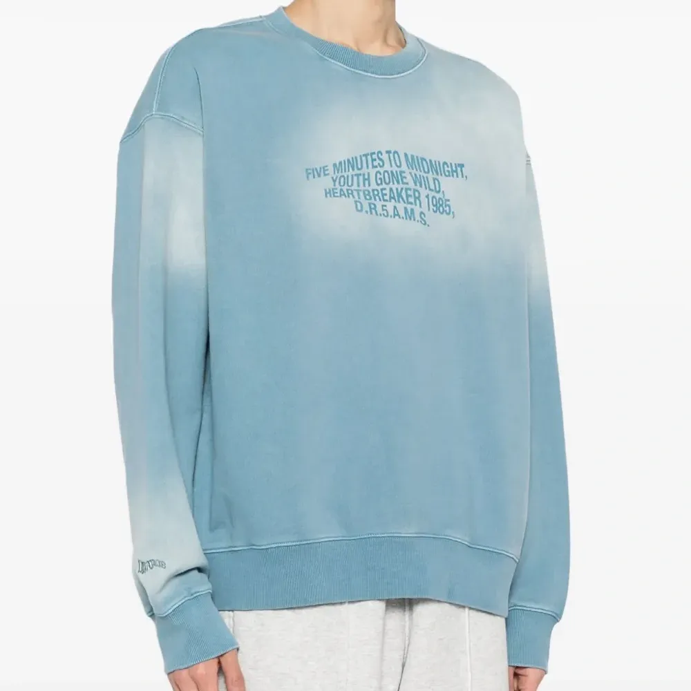 Толстовка с выцветшим эффектом