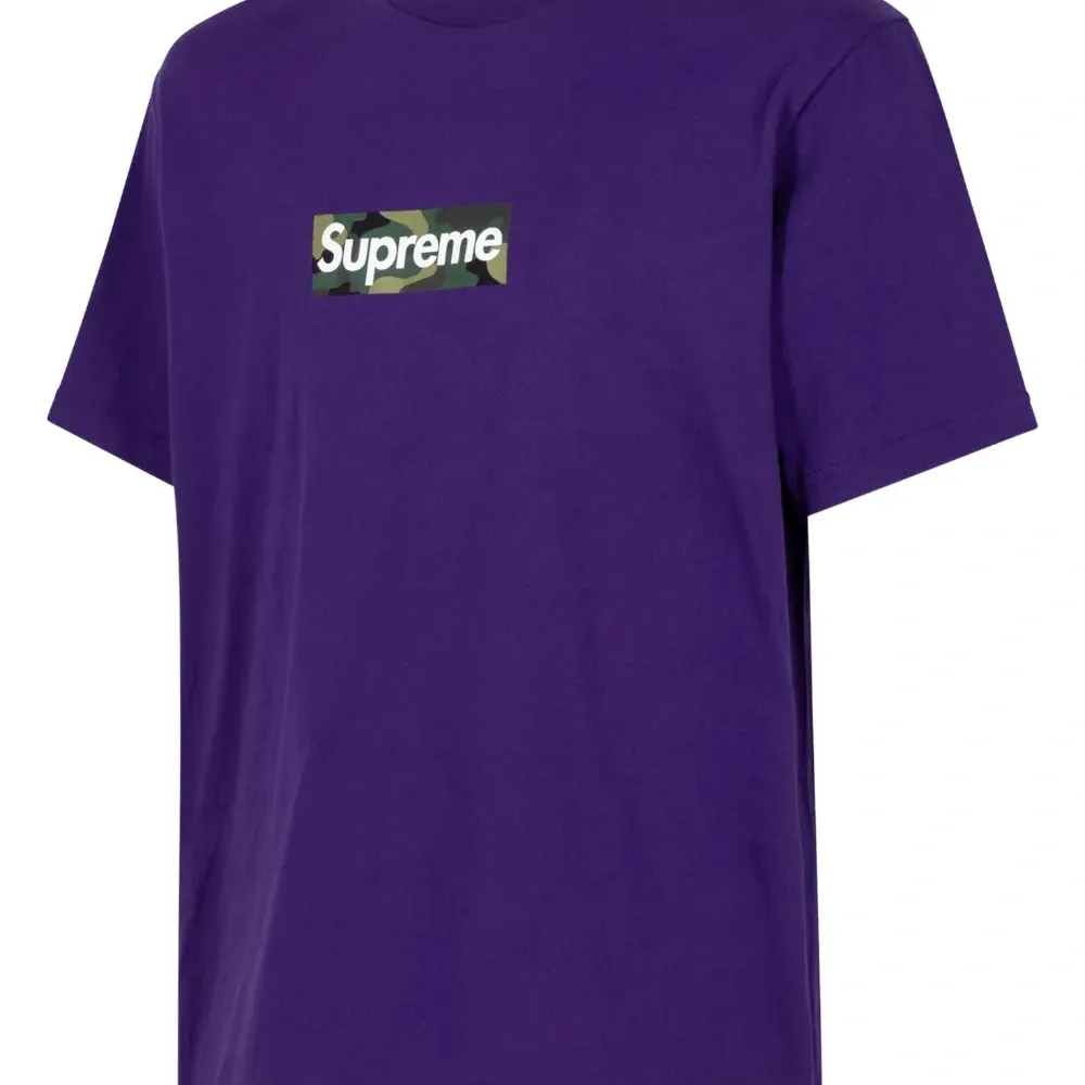 Футболка с логотипом