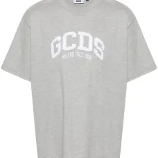 Футболка с нашивкой-логотипом