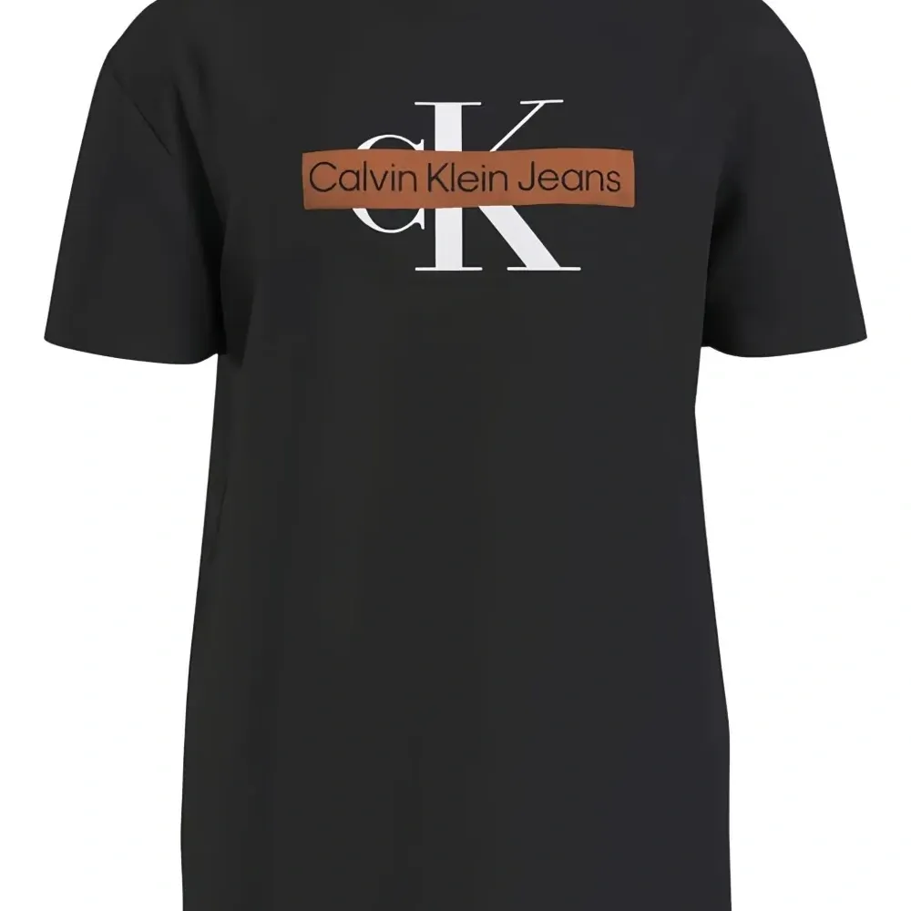 Футболка с принтом логотипа