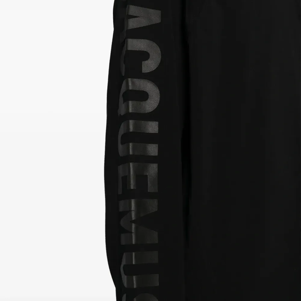 Футболка с длинными рукавами и логотипом