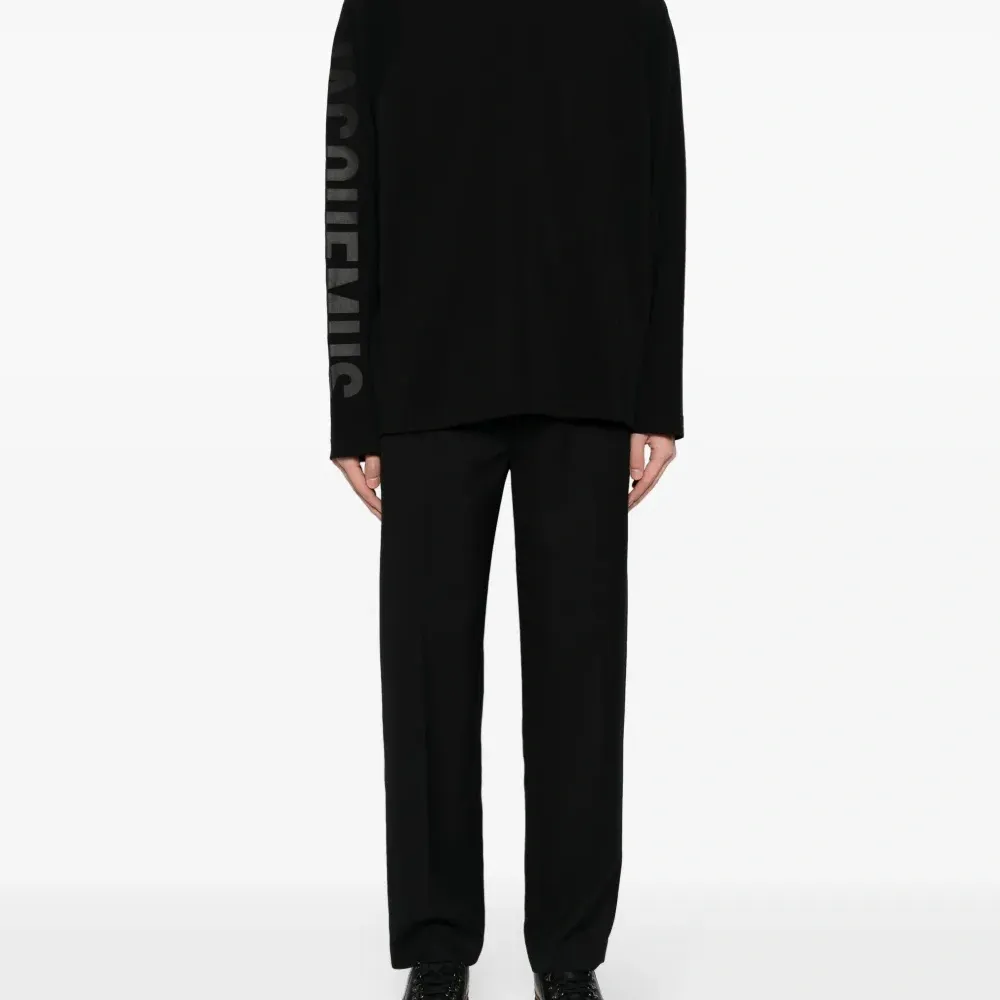 Футболка с длинными рукавами и логотипом