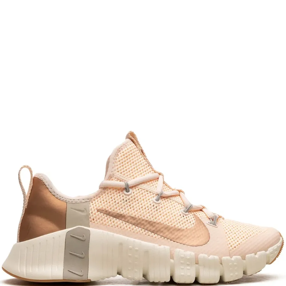 Кроссовки Free Metcon 3 'Guava Ice'