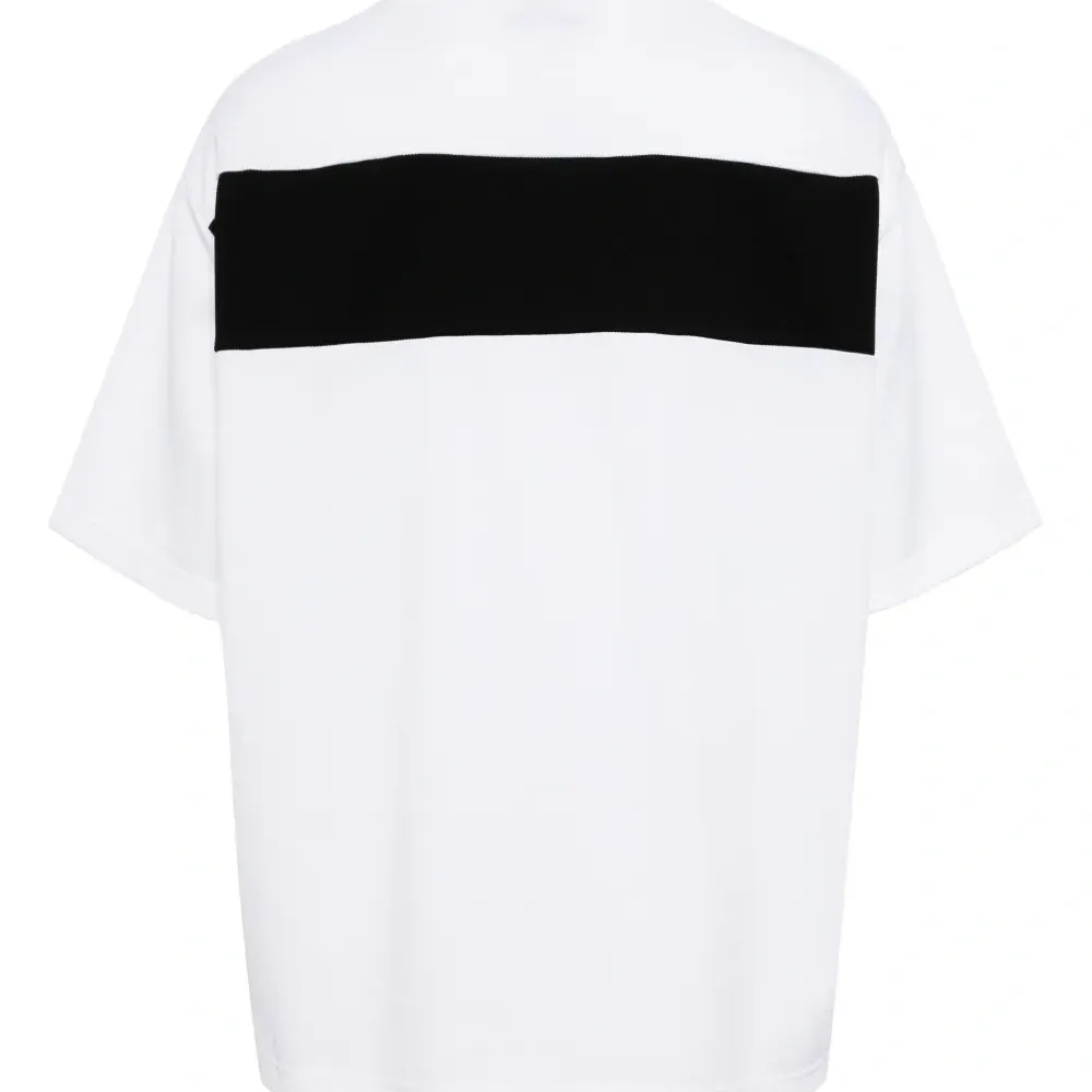 Футболка с отделкой в полоску