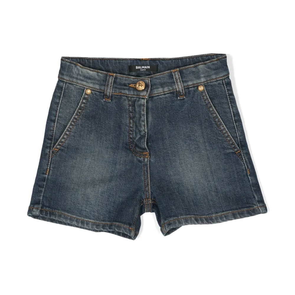 Джинсовые шорты с гравировкой