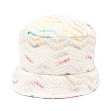 панама с вышивкой