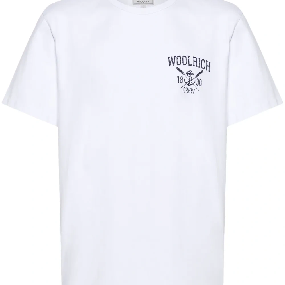 Футболка с логотипом