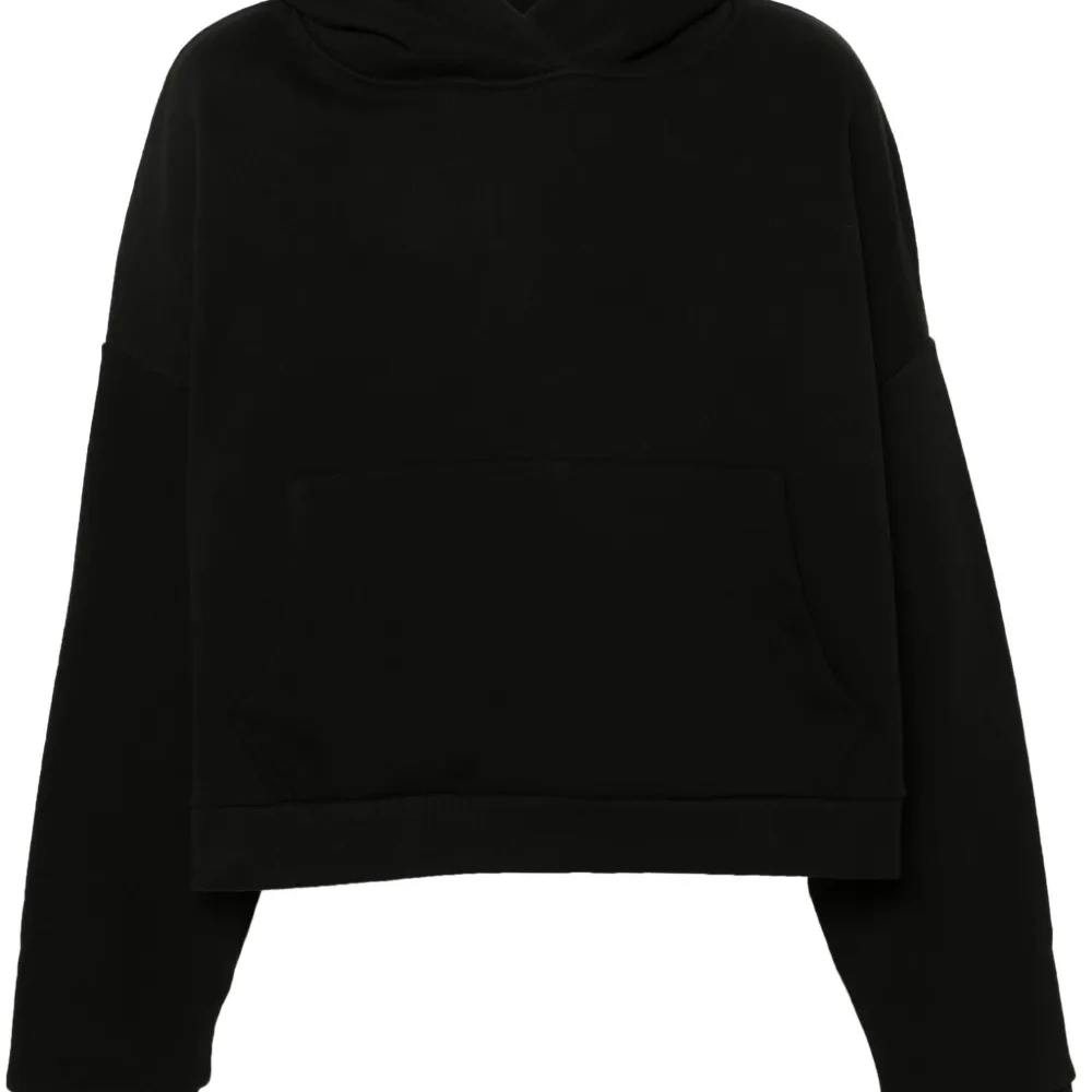 Худи с приспущенными плечами