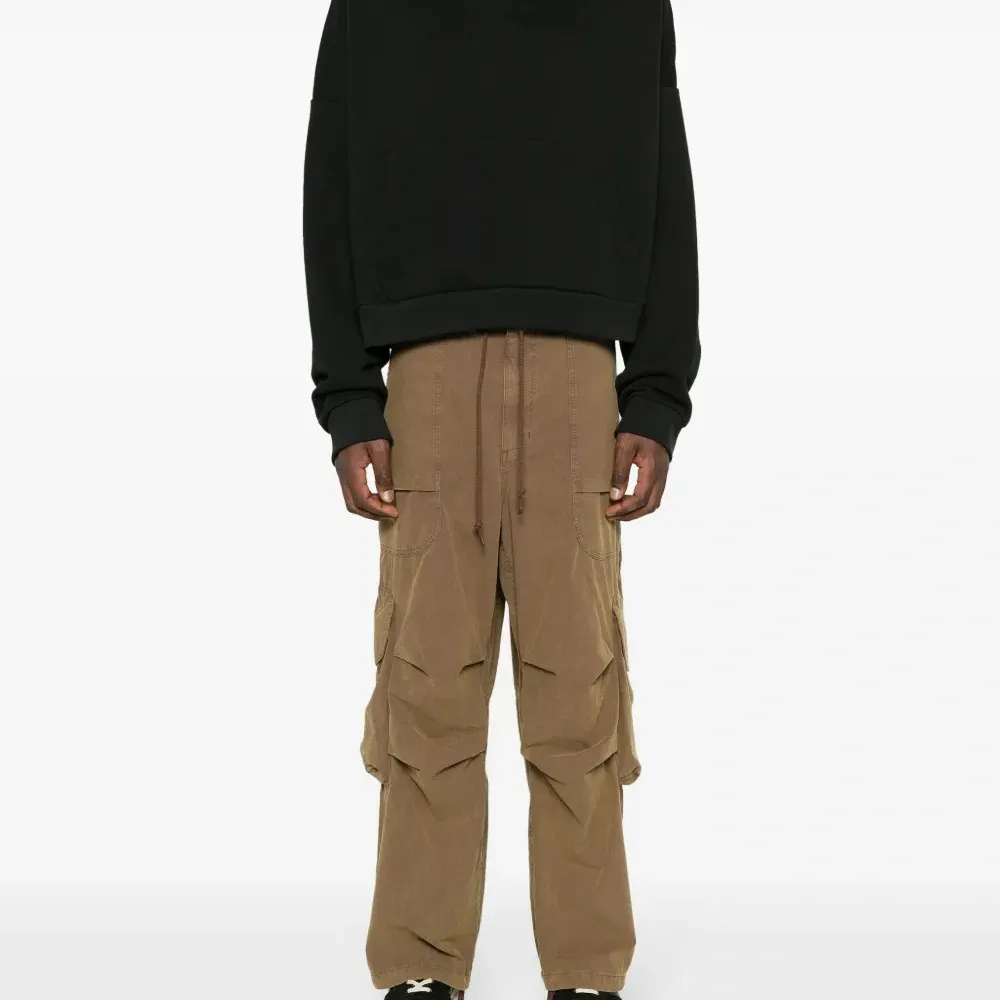 Худи с приспущенными плечами