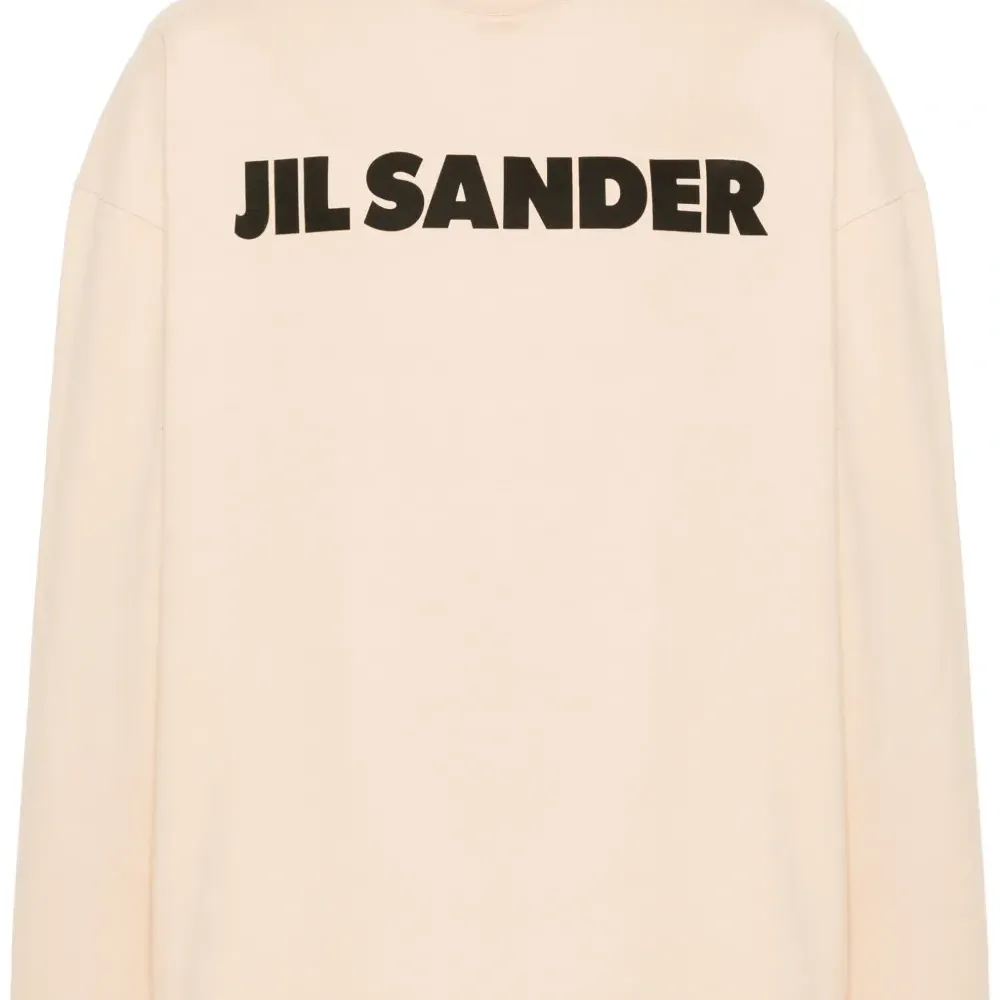 Футболка с логотипом