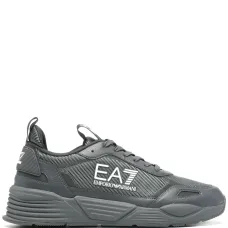 Кроссовки с логотипом