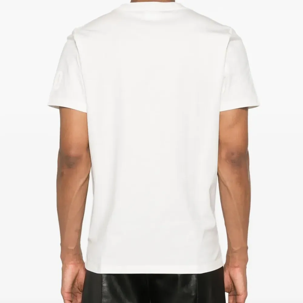 Футболка с логотипом