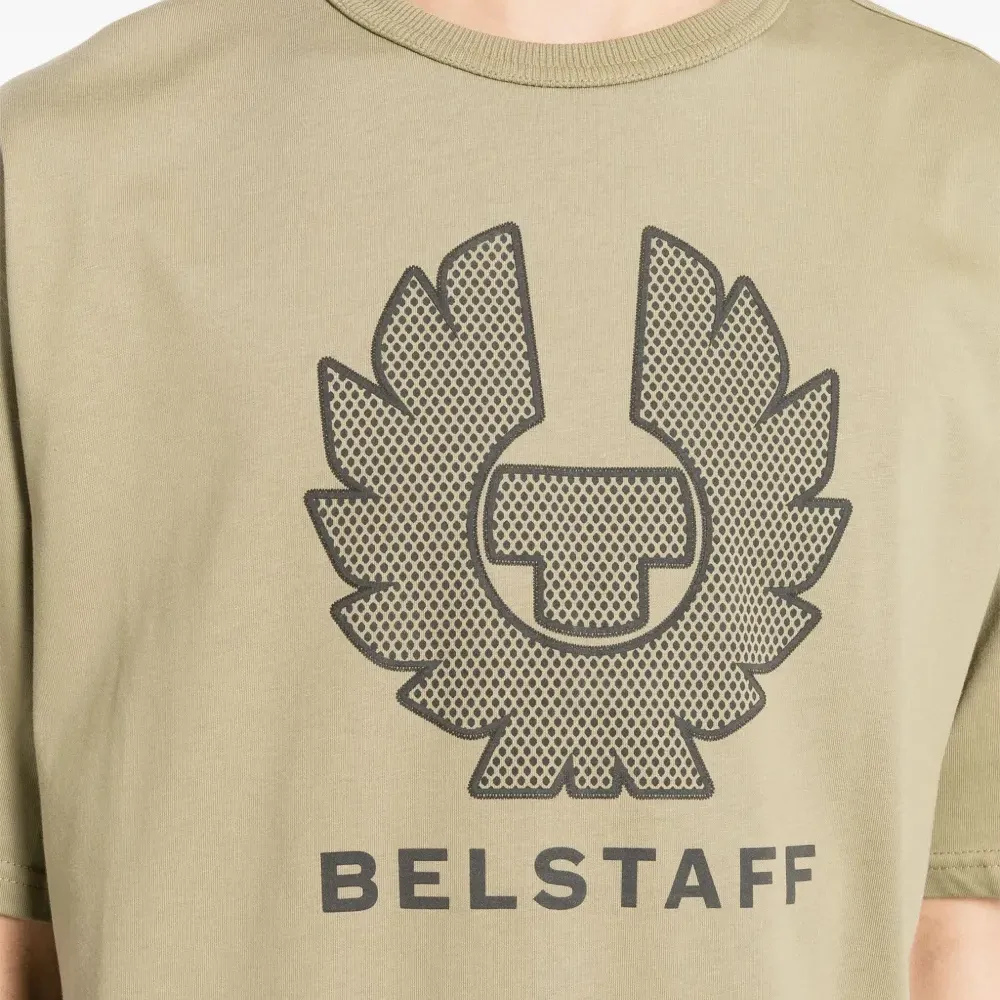 Футболка с логотипом