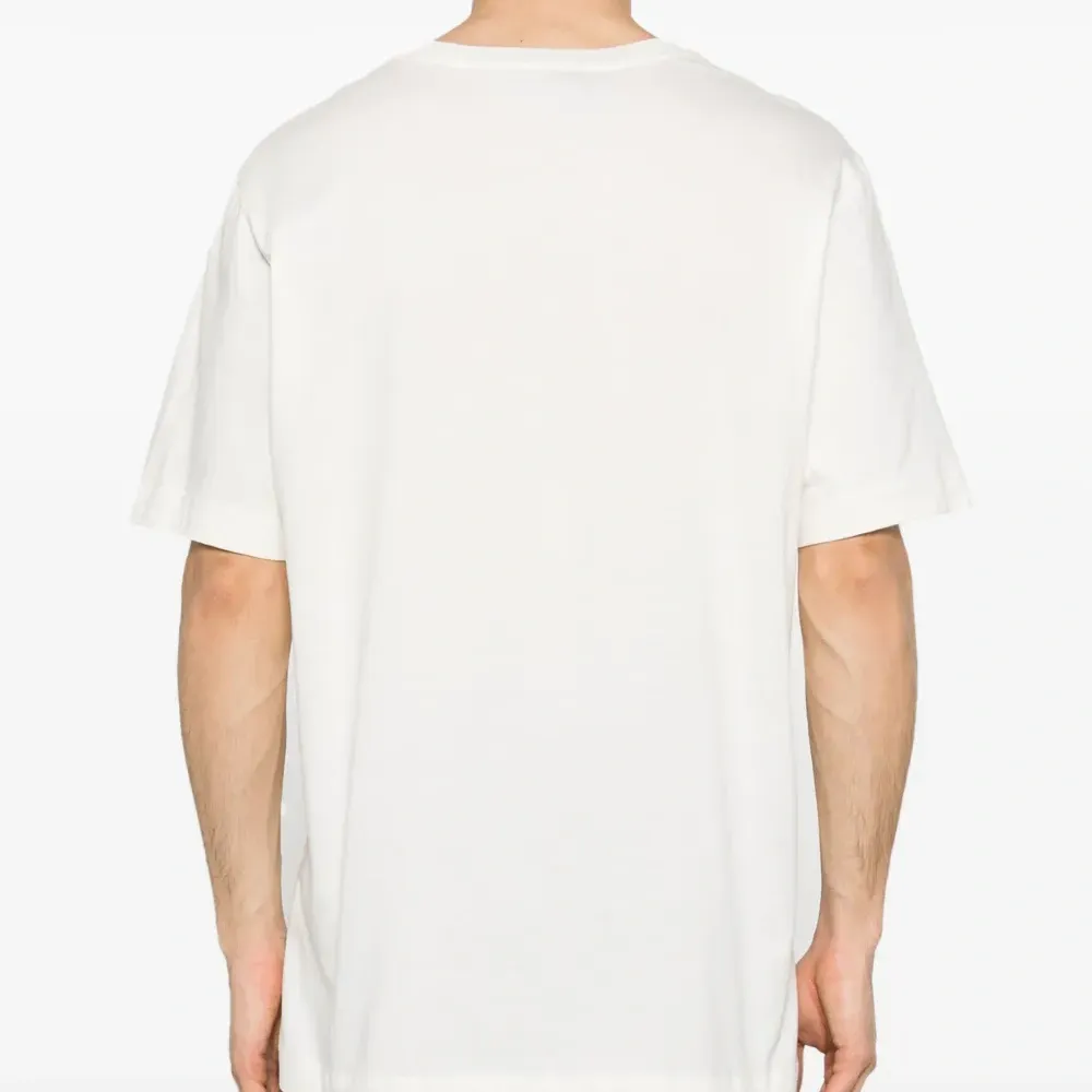 Футболка с логотипом