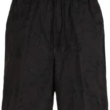 Спортивные шорты с вышивкой