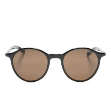 Солнцезащитные очки в круглой оправе