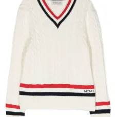 Джемпер фактурной вязки с V-образным вырезом