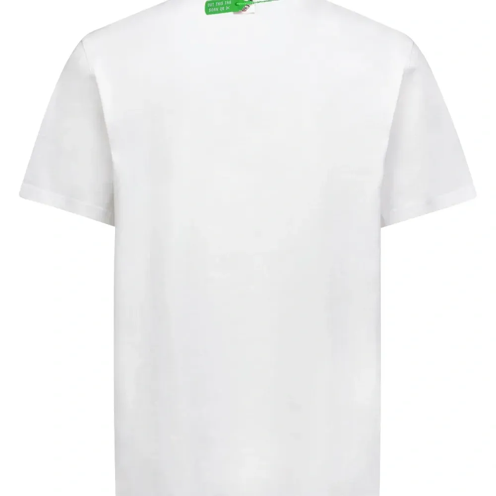 Футболка с аппликацией