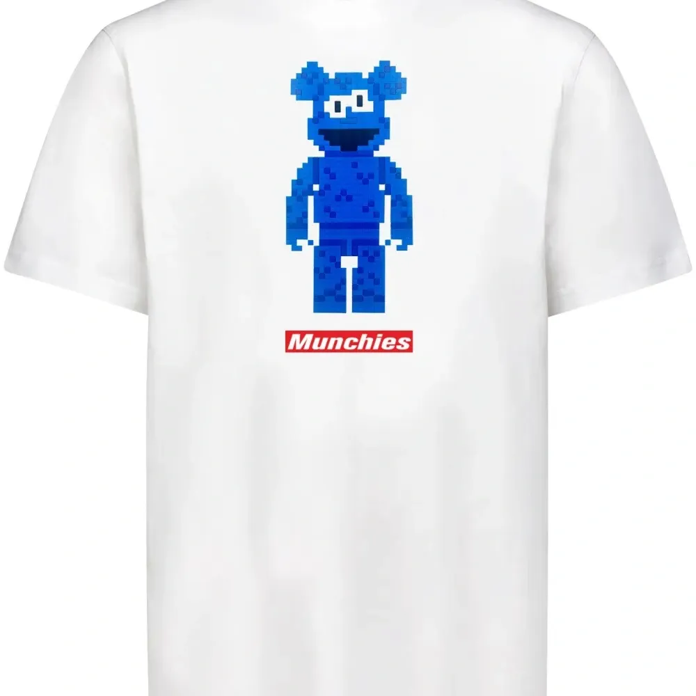 Футболка с аппликацией Футболка с аппликацией