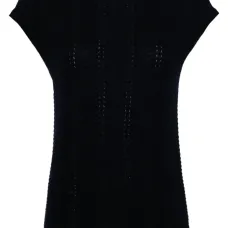 Топ с декоративной строчкой