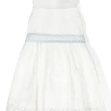 Платье с поясом и цветочной аппликацией