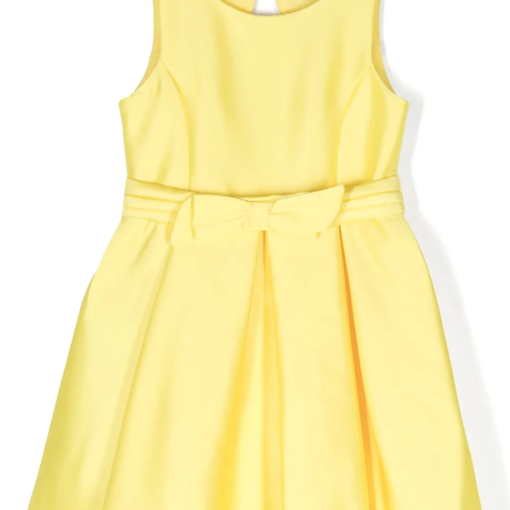 Платье с плиссированной юбкой