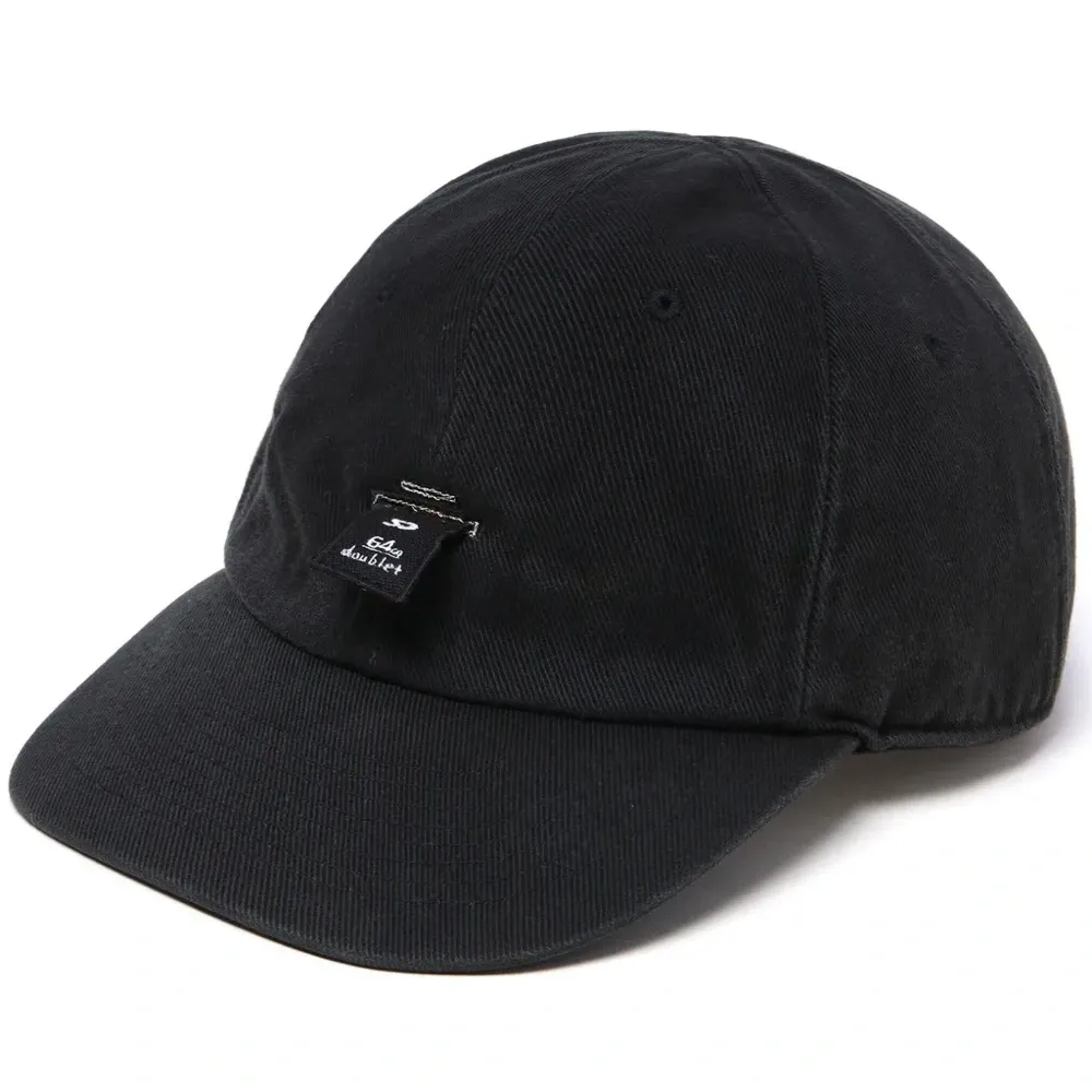 Вельветовая кепка с аппликацией