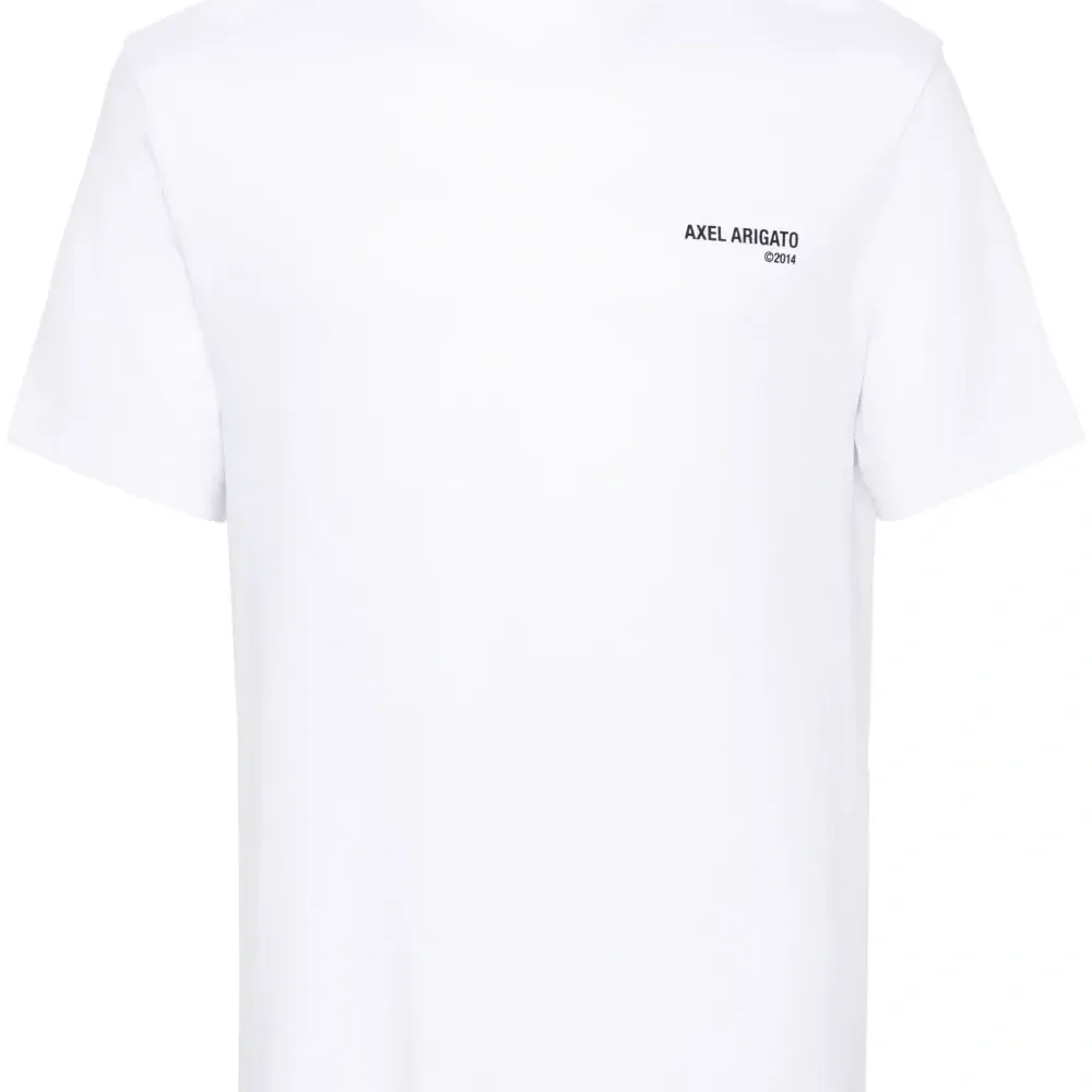 Футболка с логотипом Футболка с логотипом