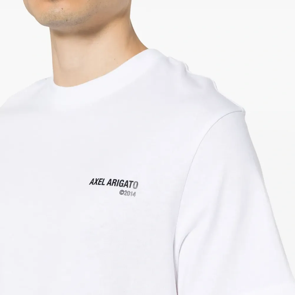 Футболка с логотипом Футболка с логотипом