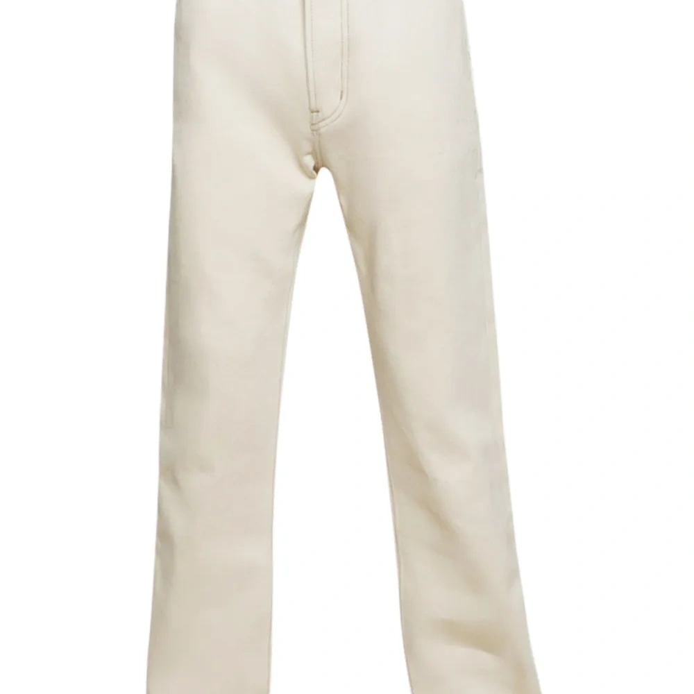 Джинсы прямого кроя в стиле 90-х