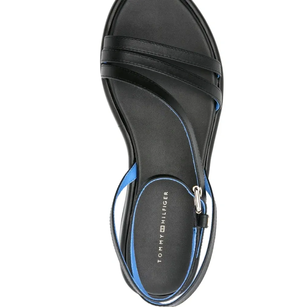 Сандалии на платформе Сандалии на платформе