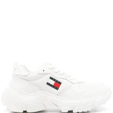 Кроссовки с логотипом