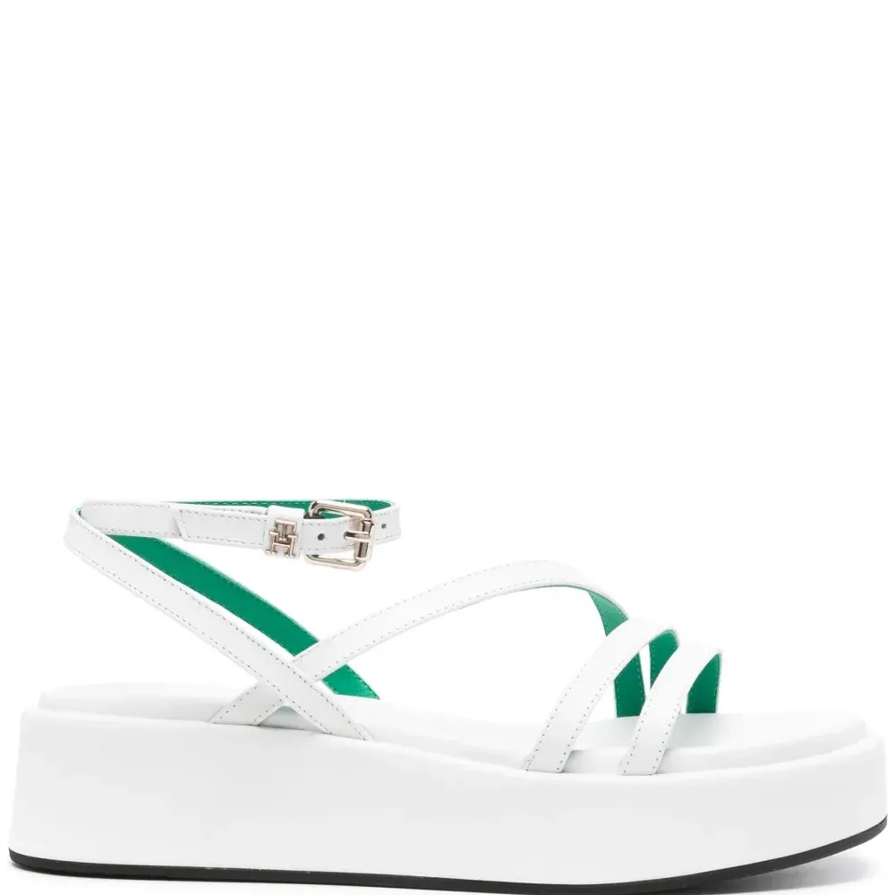 Сандалии на платформе Сандалии на платформе